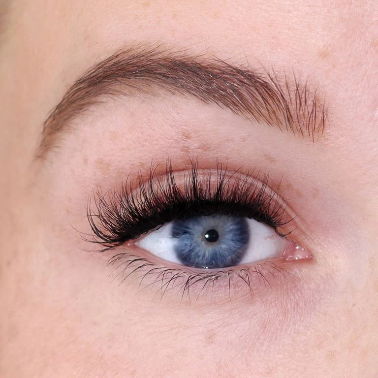 DUFFBeauty Just A Hint Nude Lashes 2 DUFFBeauty Just A Hint Nude Lashes - Billede 2