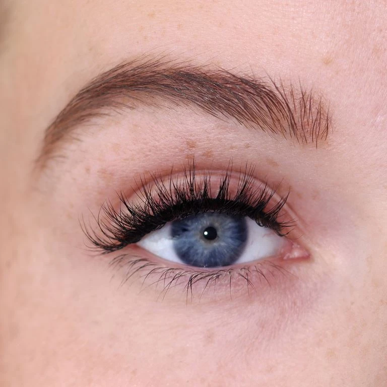 DUFFBeauty Short & Sweet Nude Lashes 2 DUFFBeauty Short & Sweet Nude Lashes - Billede 2