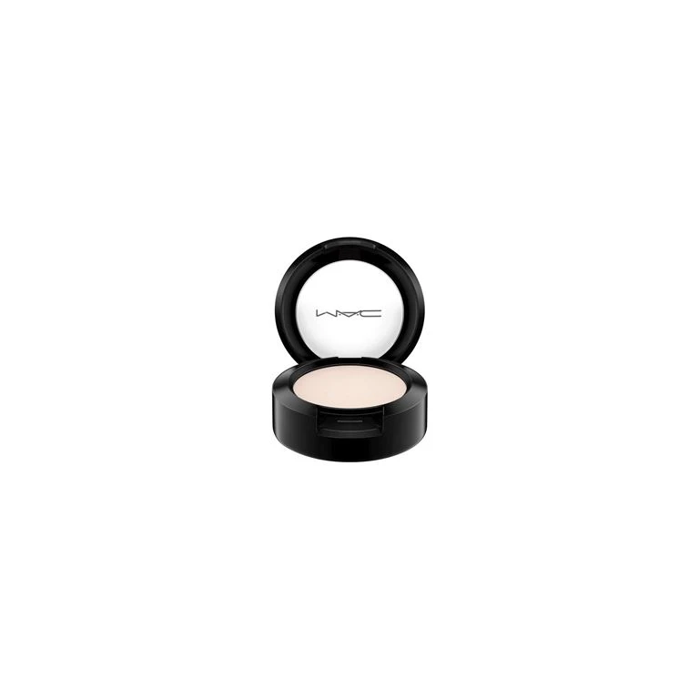 MAC Eye Shadow, Blanc Type 1 MAC Eye Shadow, Blanc Type