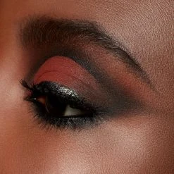 MAC Powder Kiss Eye Shadow, Devoted To Chili -MAC Butik mac powder kiss eye shadow lens blur 5